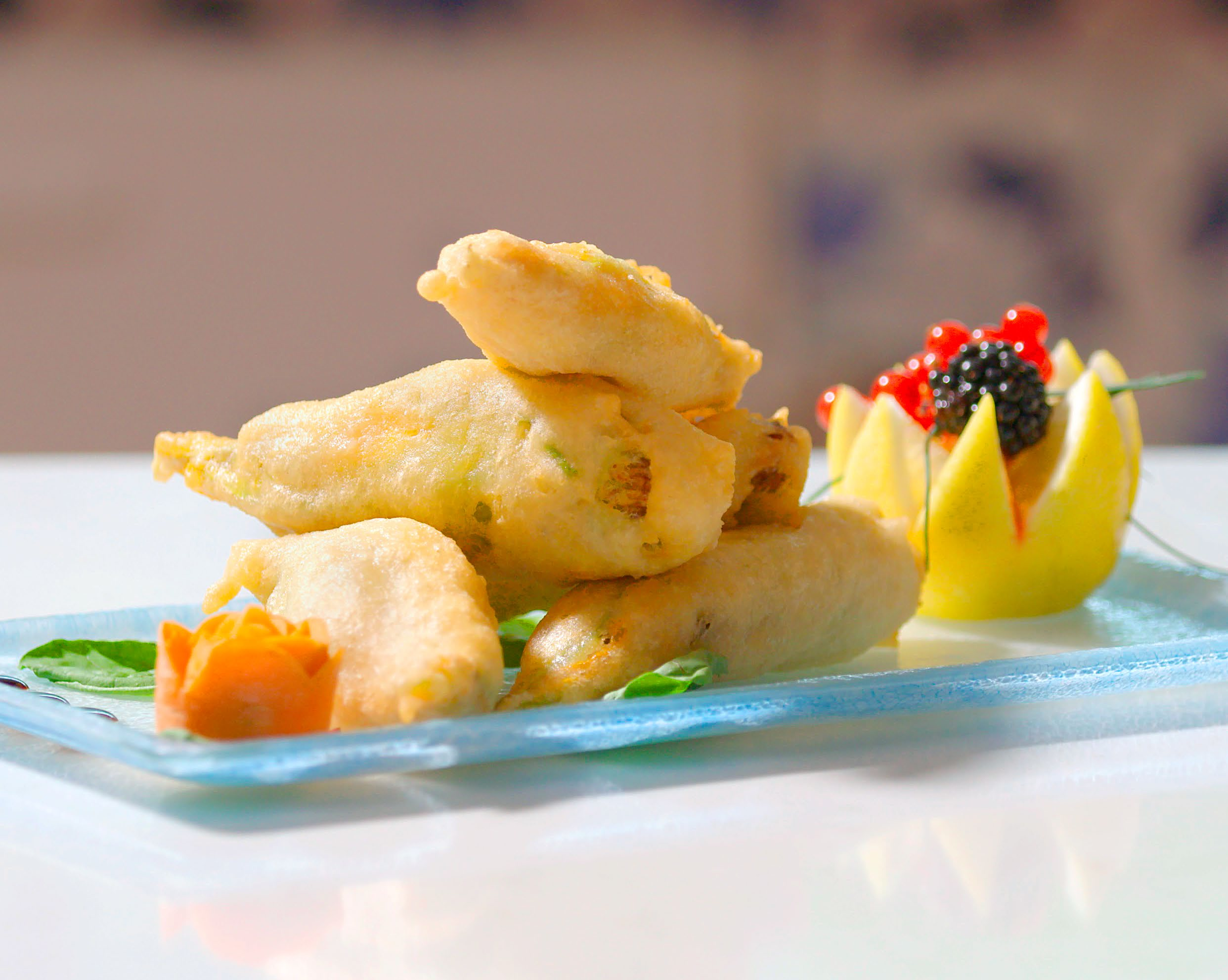 Fried zucchini flowers