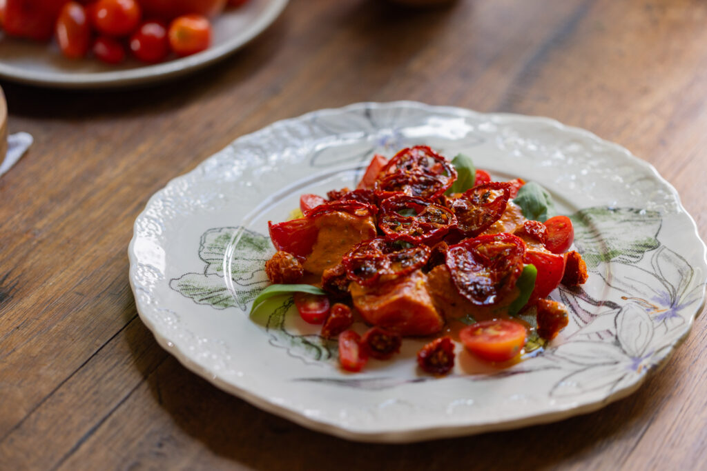 ensalada de tomates asados